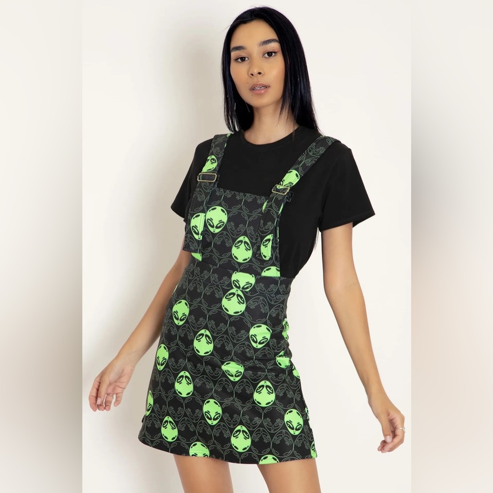 LITTLE GREEN MEN A-LINE APRON DRESS - LIMITED